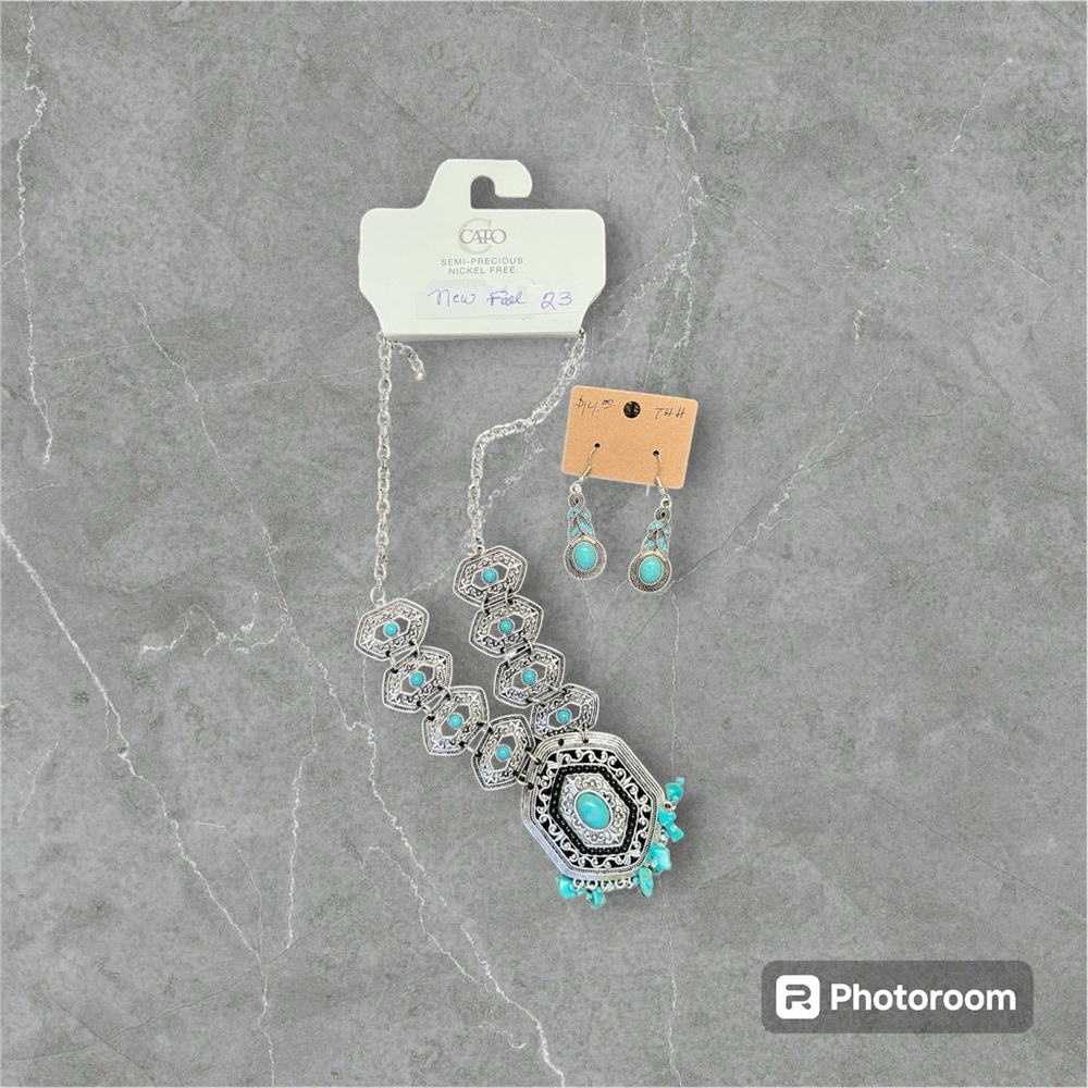 Silver turquoise necklace and earring bundle.